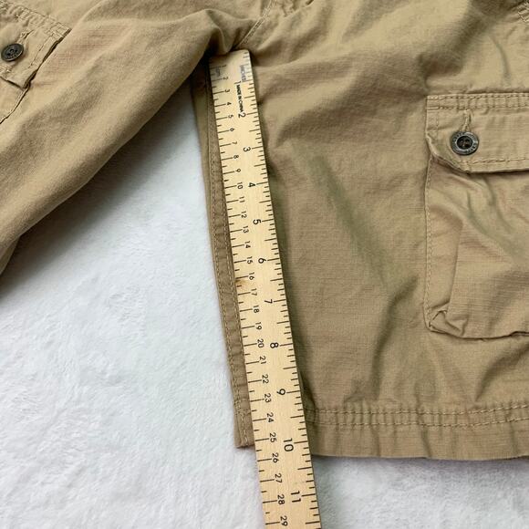 Levi's Cargo Shorts Boys Sz 10R Tan Khaki Pockets 10" Inseam Uniform Utility - Picture 6 of 6